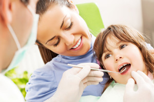 Your Helotes dentist wants to help keep your children’s teeth healthy and strong for the school year. 